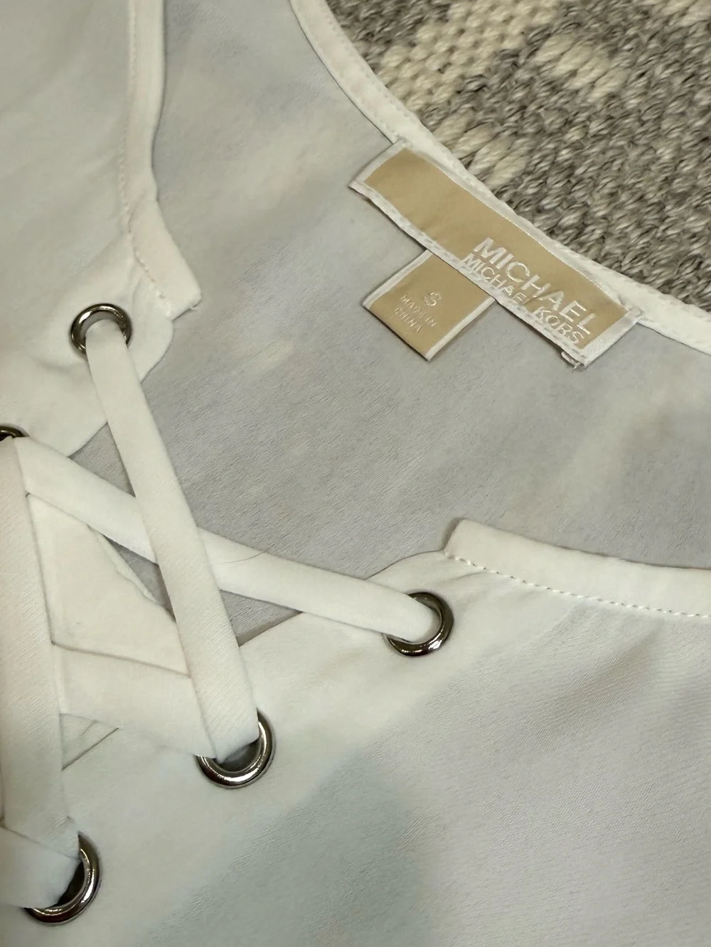 Michael Kors Small White Lace-Up Grommet Blouse Short Sleeve
